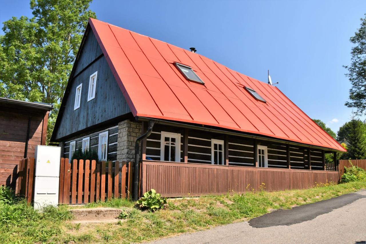 Villa Chaloupka u lišáka Snezne  Exterior foto