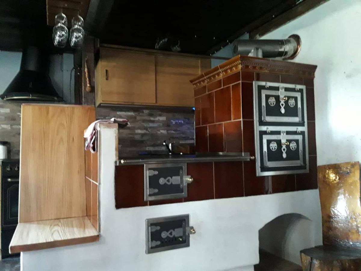 Villa Chaloupka u lišáka Snezne  Exterior foto