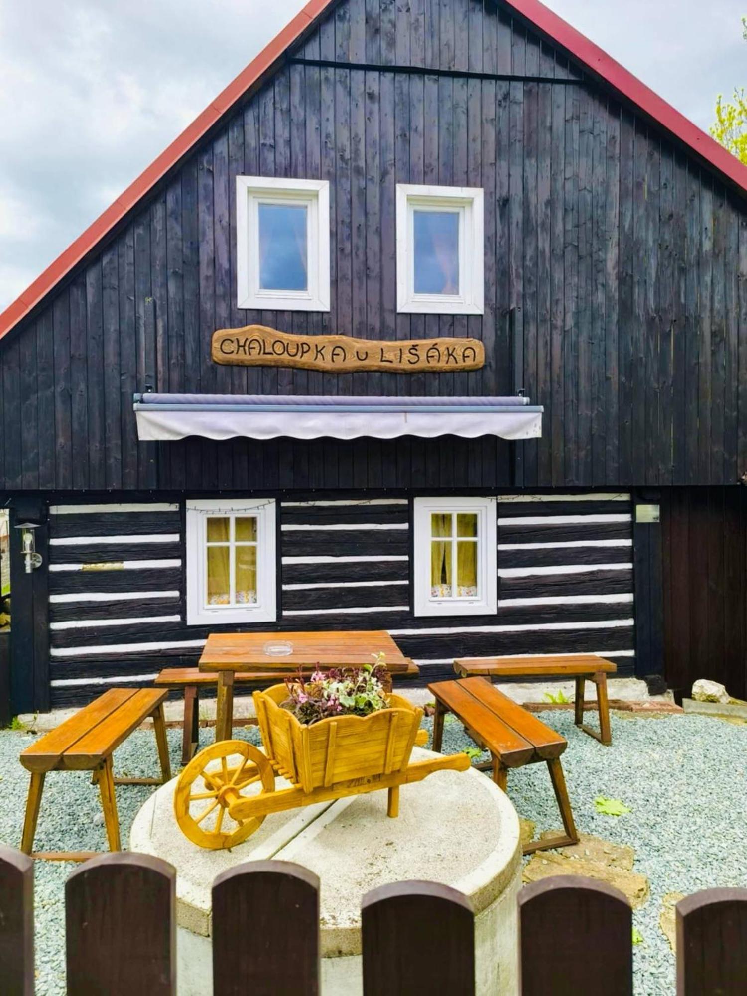 Villa Chaloupka u lišáka Snezne  Exterior foto